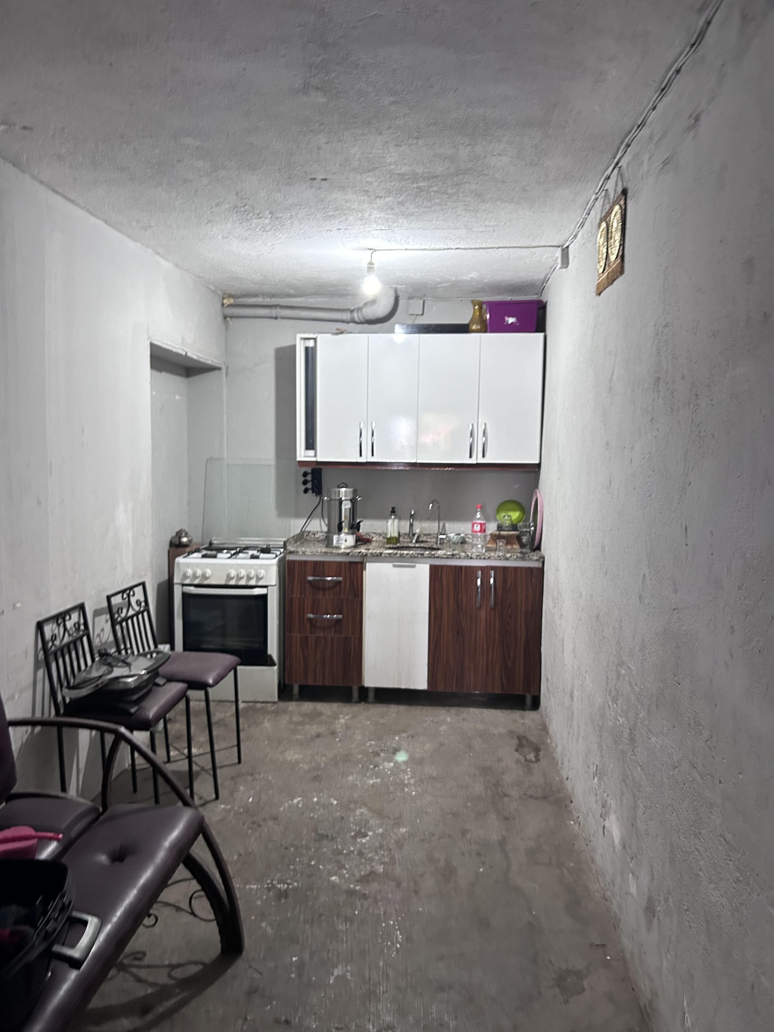 Antalya yeşil sanayide 175 metre kiralık dükkan